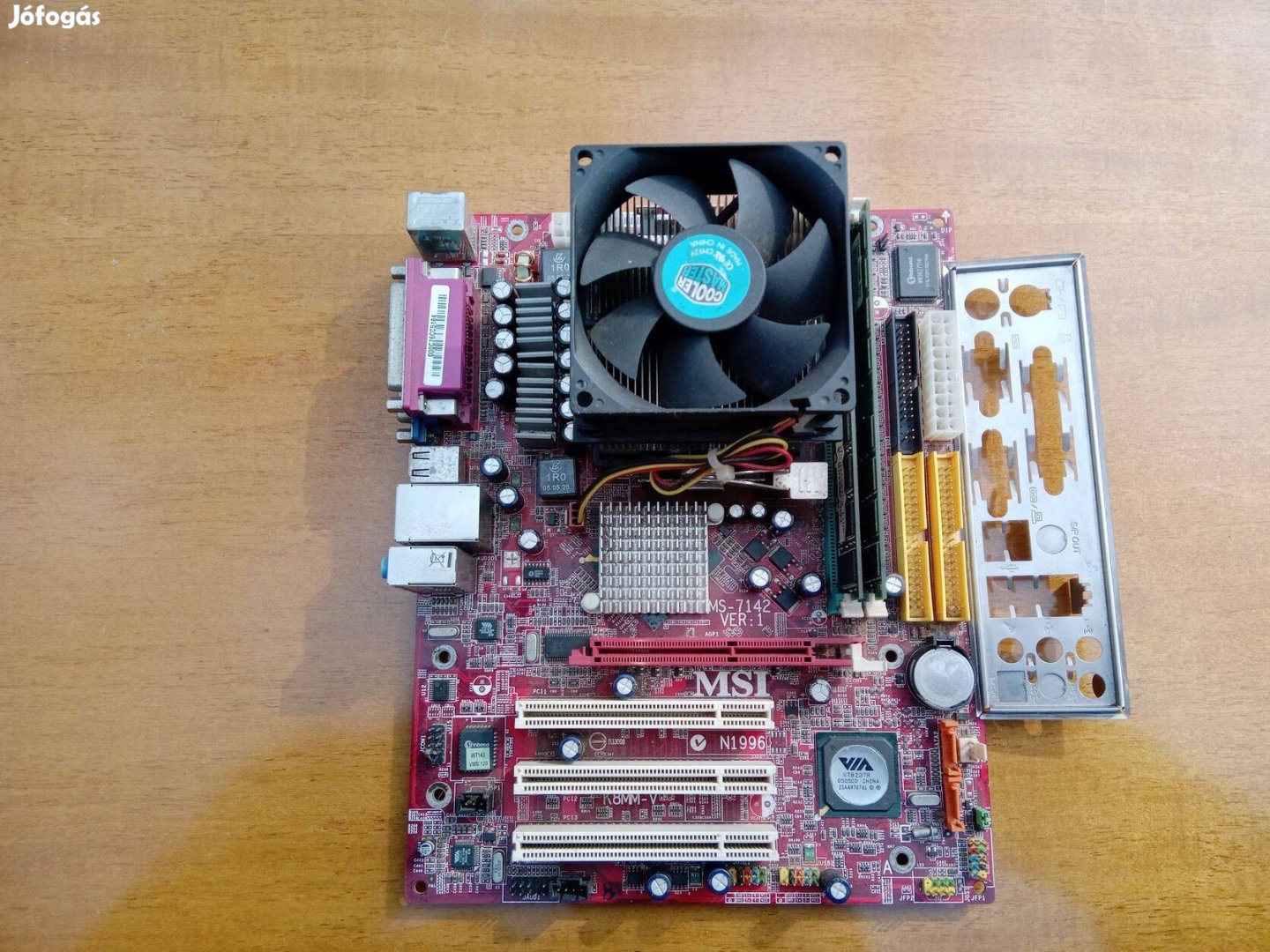 Eladó Retro MSI MS-7142 V.1 Socket 754 félkonfig !