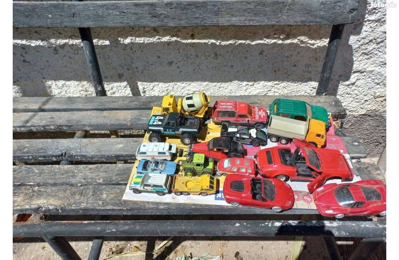 Eladó Retró kisautó 2