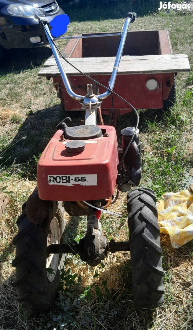 Eladó Robi 55 kis traktor+futó