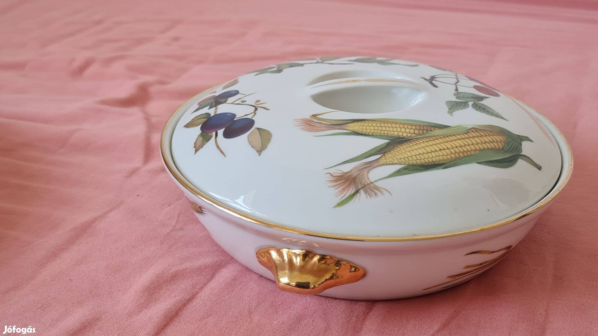 Eladó Royal Worcester Evesham fedeles rakott/zöldségtál