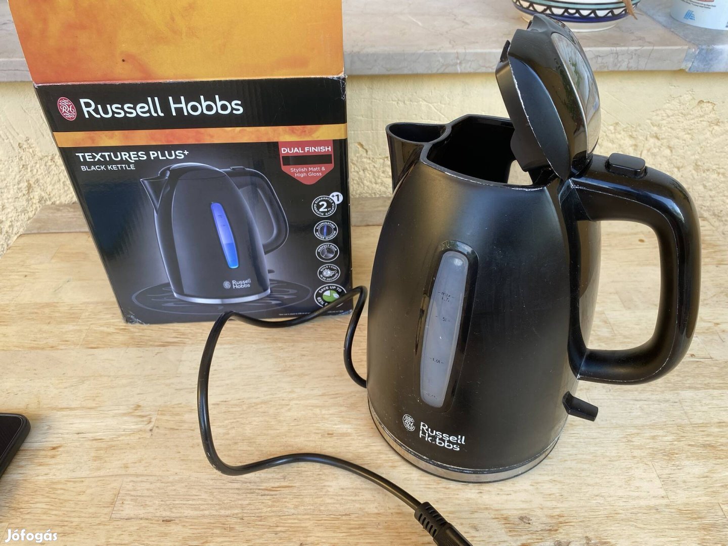 Eladó Russel Hobbs vízforraló