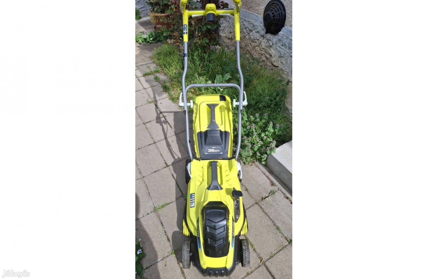 Elado Ryobi 1500 Wattos elektromos fűnyíró