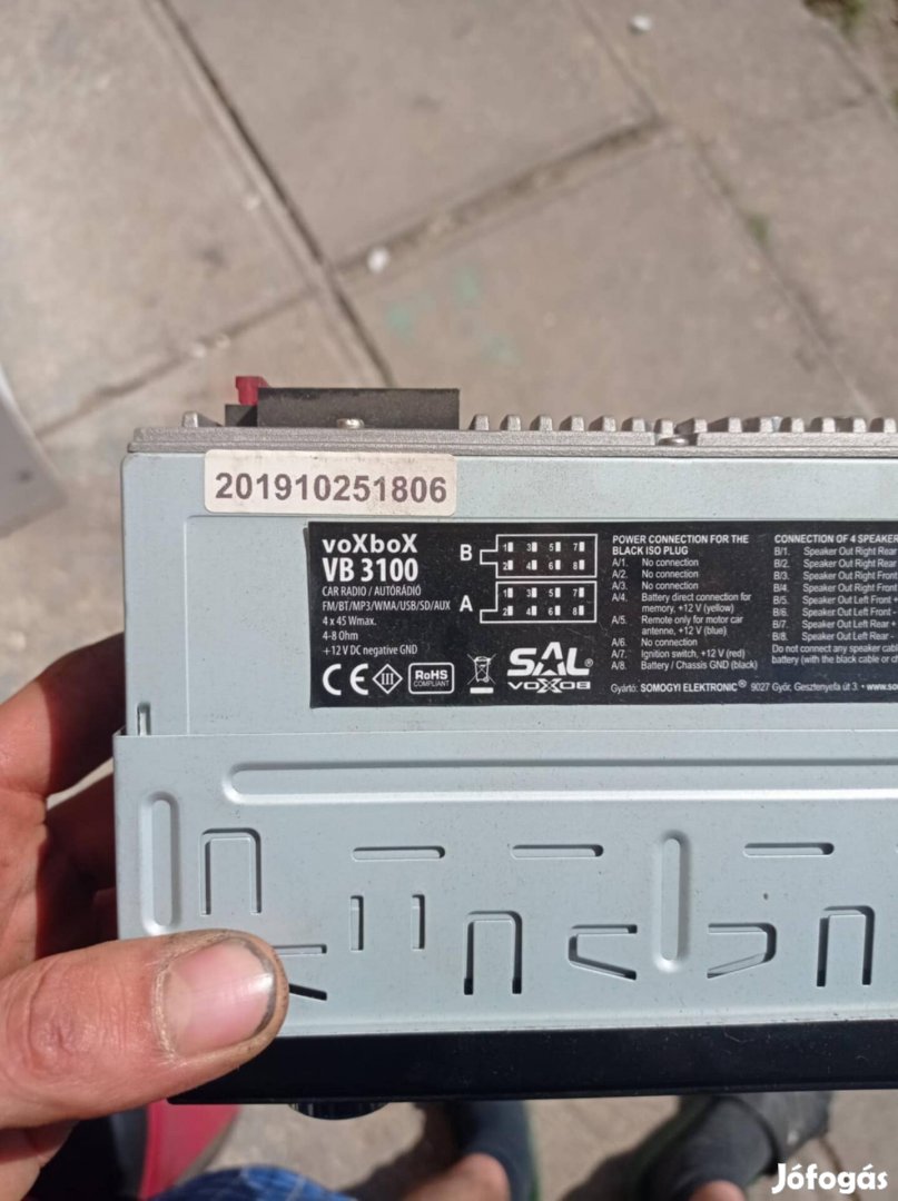 Eladó SAL Voxbox 3100 autós rádió 