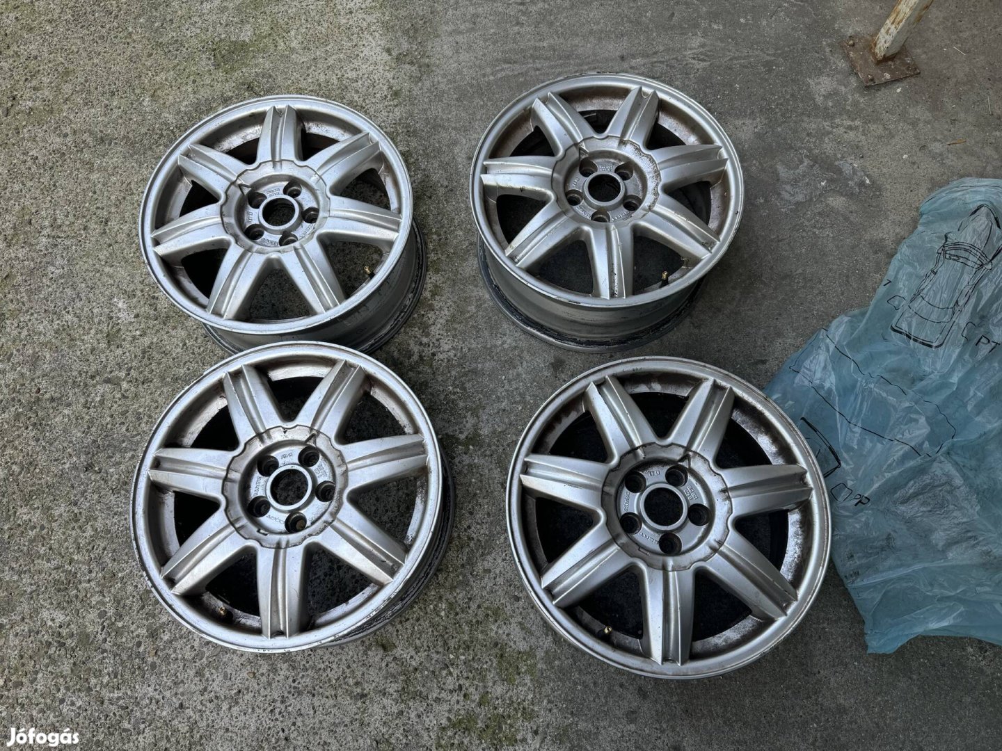 Eladó SEAT VW Skoda 16 -os 5x100 alufelni szett 