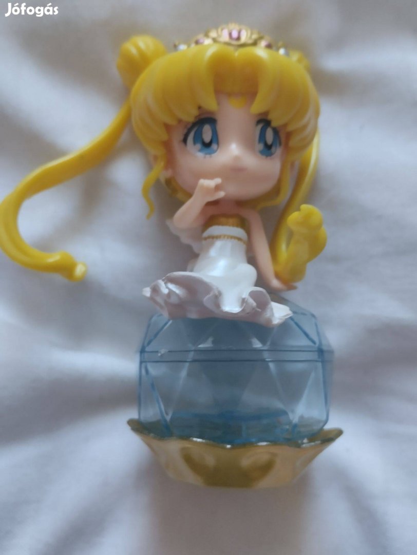 Eladó Sailor Moon Figura