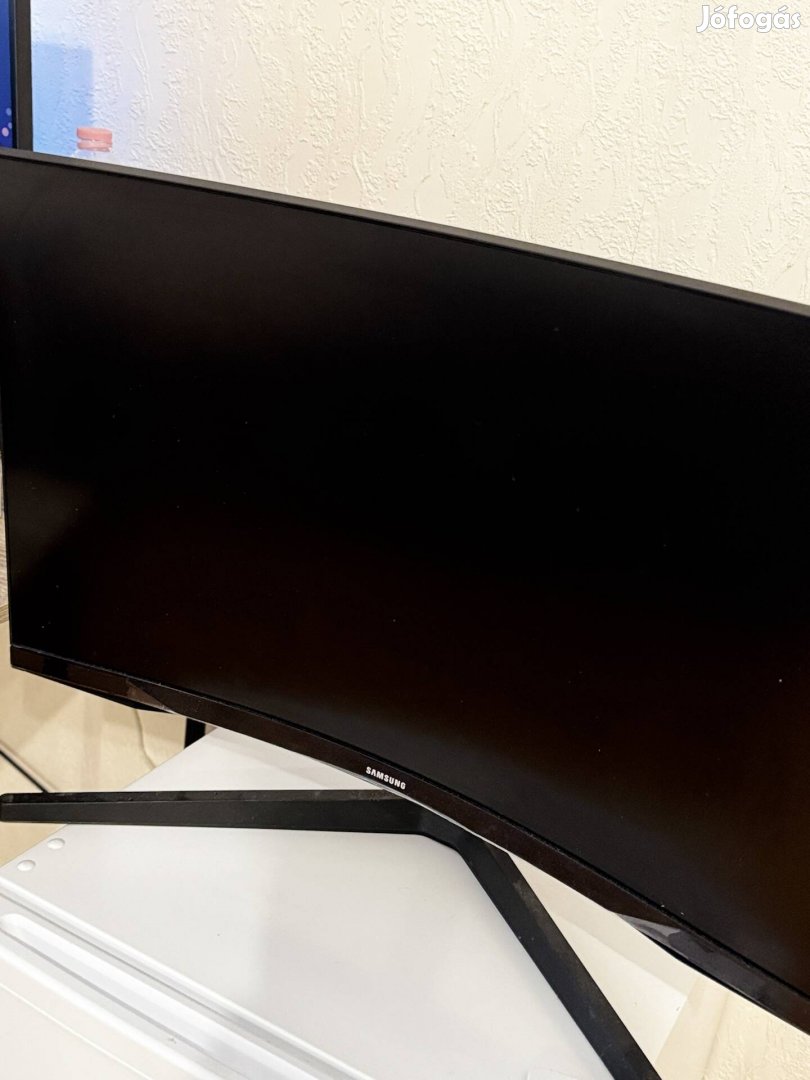 Eladó Samsung monitor C27G55Tqbu