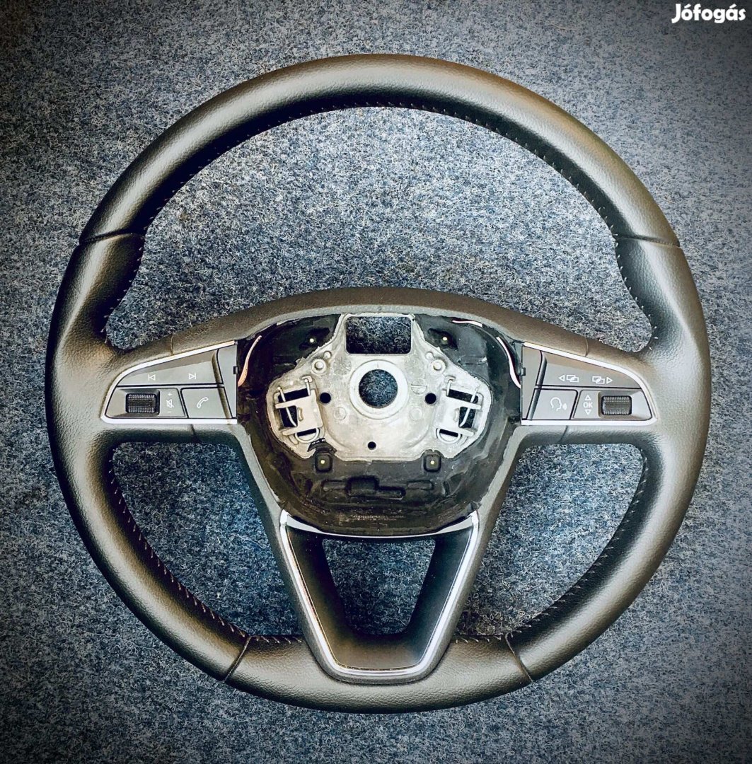 Eladó Seat Leon Toledo Ateca Exeo Arona stb hibátlan kormány.Bp/posta