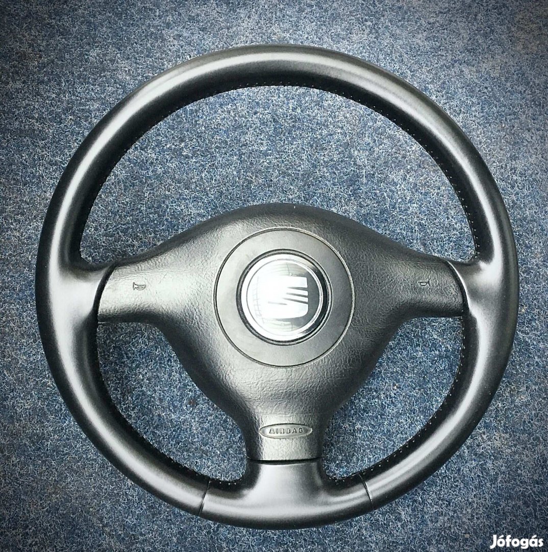 Eladó Seat mk1 hibátlan bör kormány, akár cserélve. Bp/posta