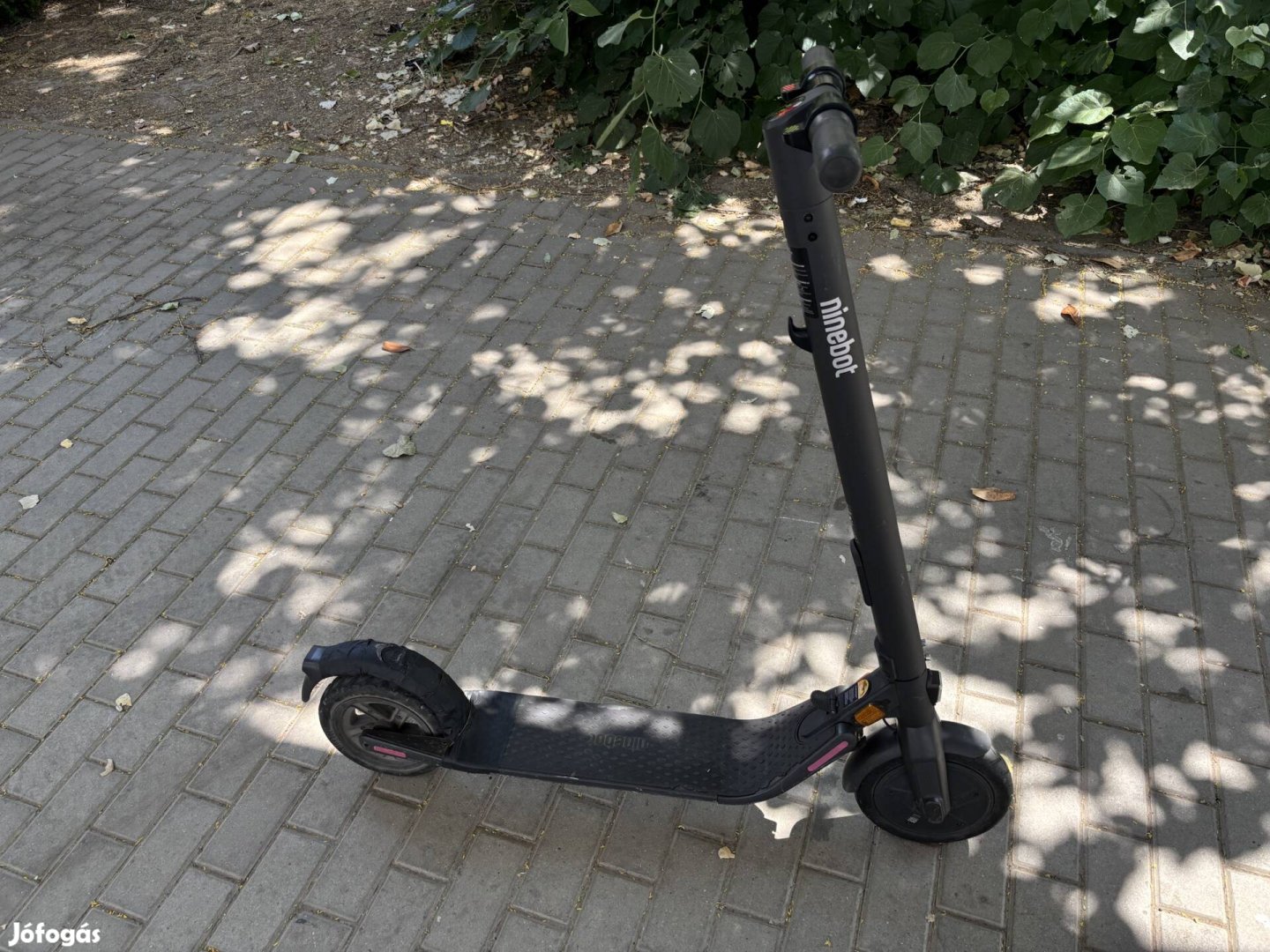 Eladó Segway Ninebot E22 elektromos roller 