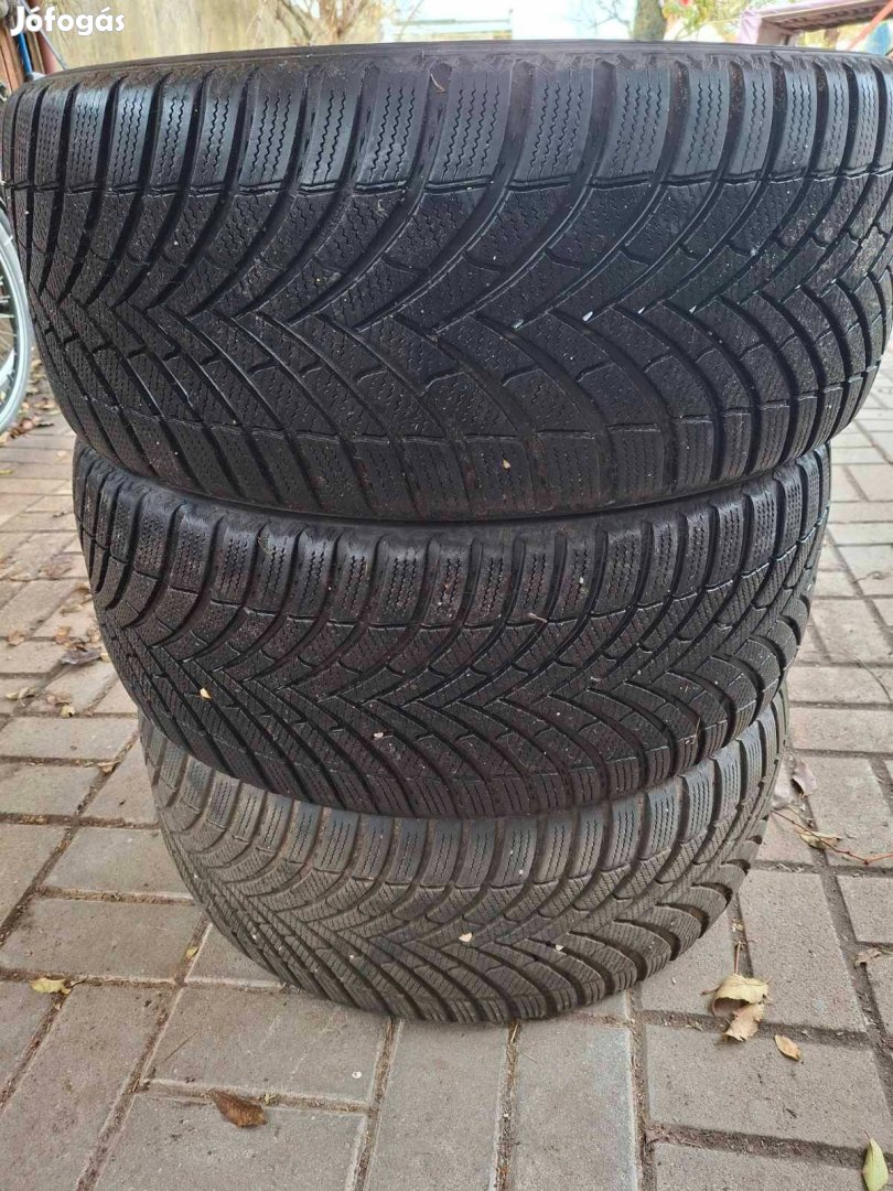 Eladó Senperit Speed-Grip 5 Téli gumi +1db ajándék!