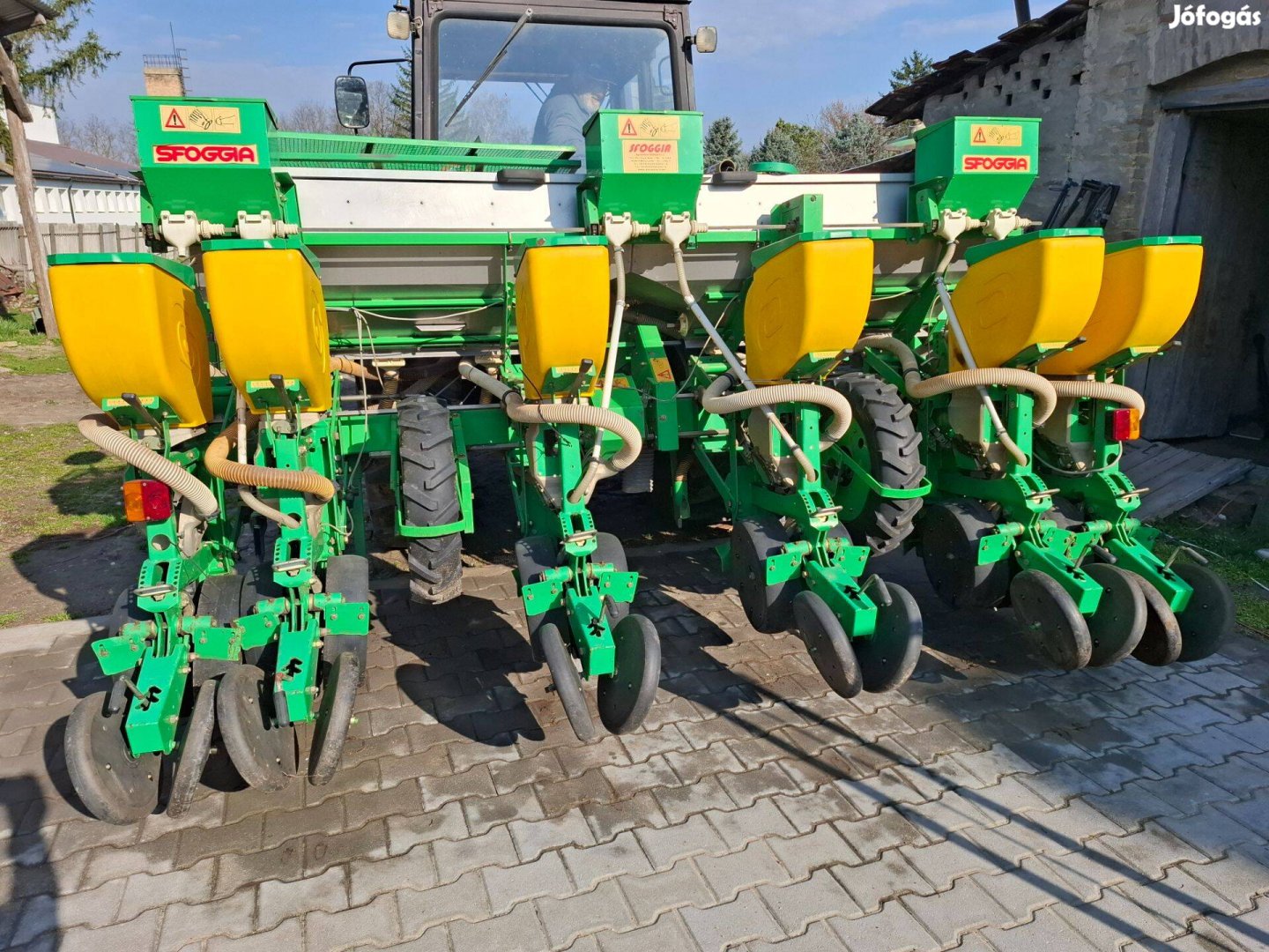 Eladó Sfoggia szemenkénti vetőgép megkímélt állapotban