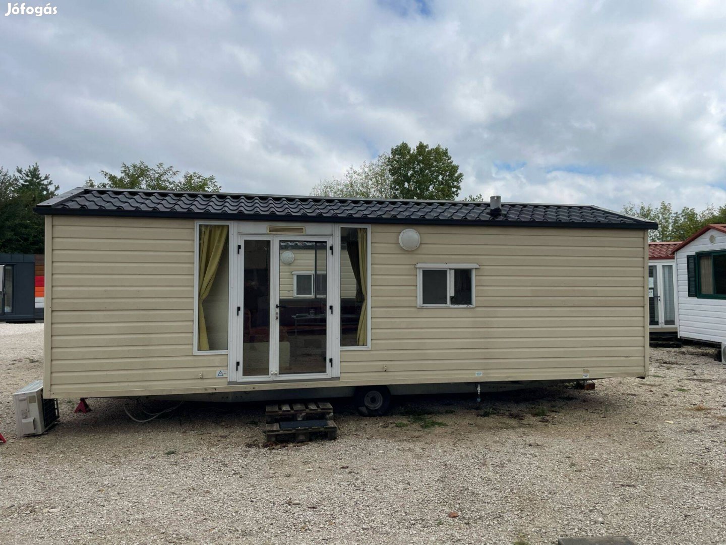 Eladó Shelbox 8x3 / 24m2 mobilház Mobil Otthonom - Solt