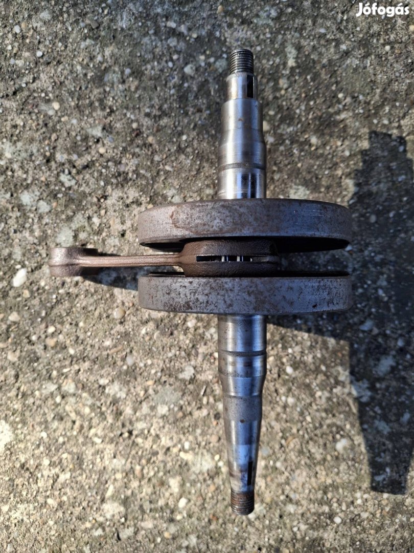 Eladó Simson S51 főtengely