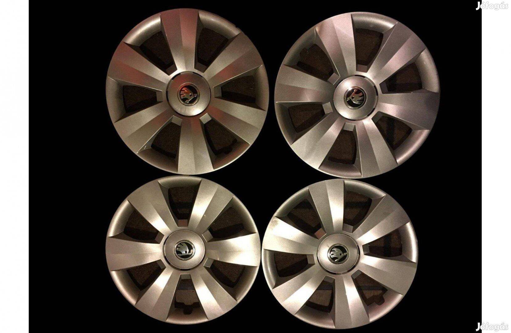 Eladó Skoda 15" dísztárcsa 15 coll méret gyári szett 4db