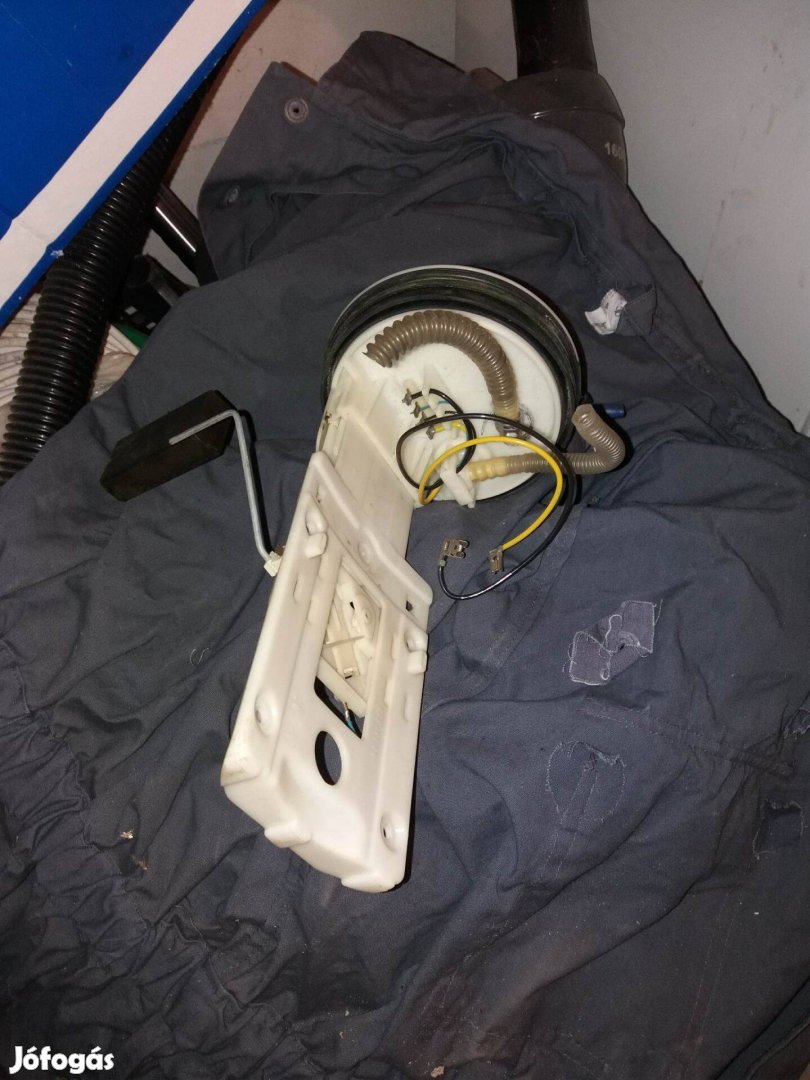 Eladó Skoda Felicia Fábia üzemanyag szivattyú