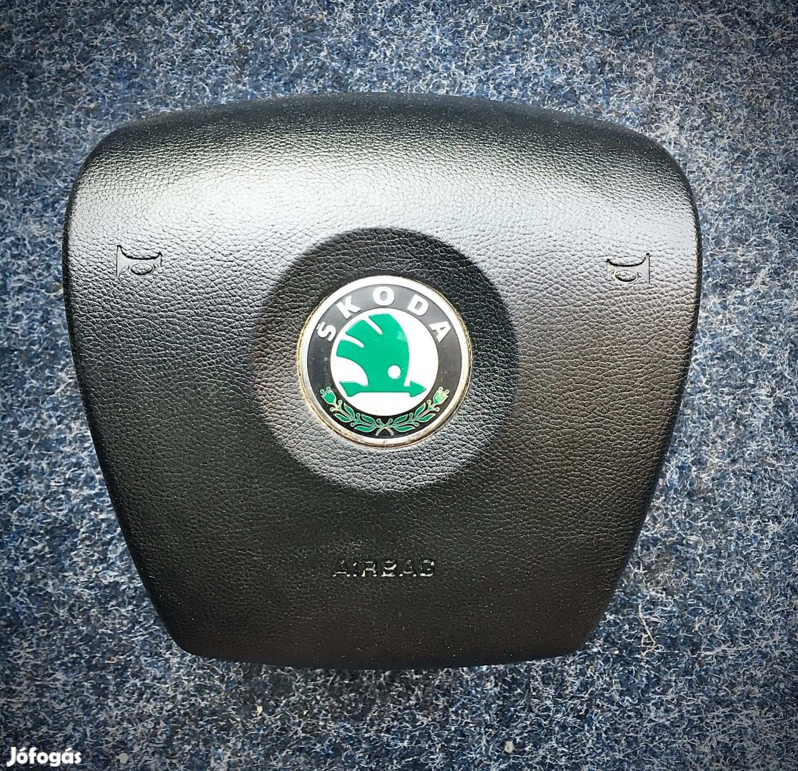 Eladó Skoda II. Fabia Octavia Superb kormány légzsák. Bp/posta