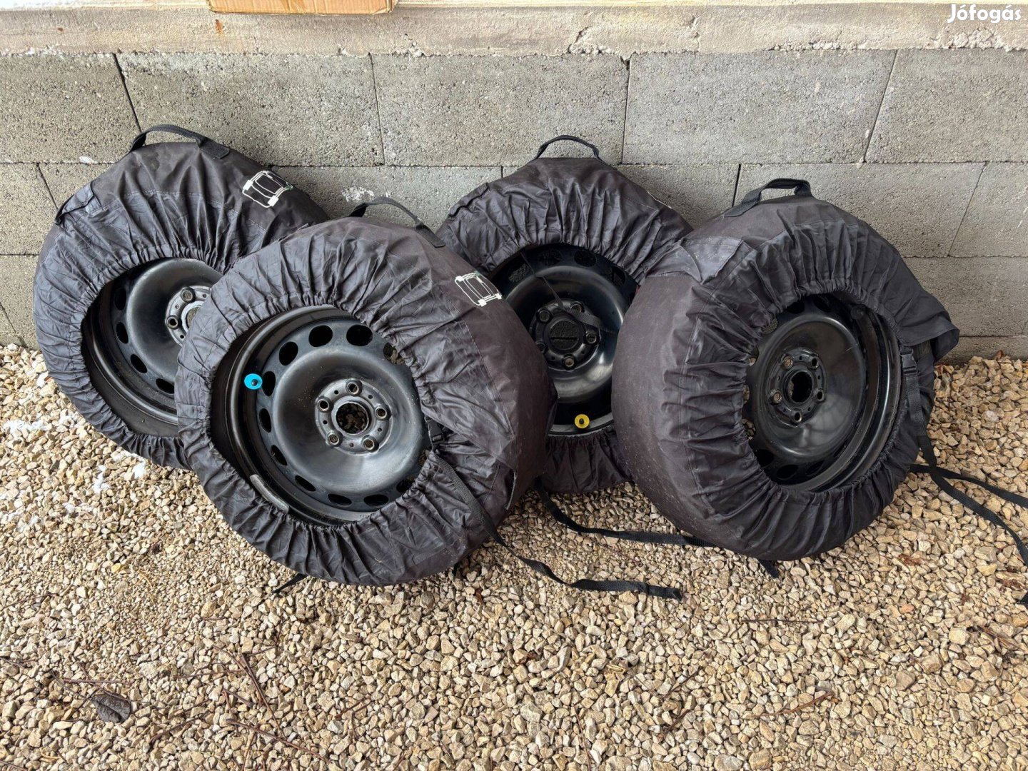 Eladó Skoda/Volkswagen/Seat Téli gumi szett! 205/60 R16