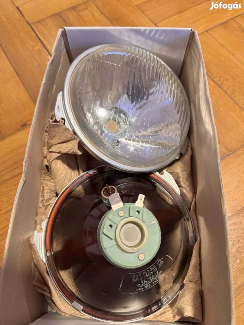 Eladó Skoda eredeti lámpa 