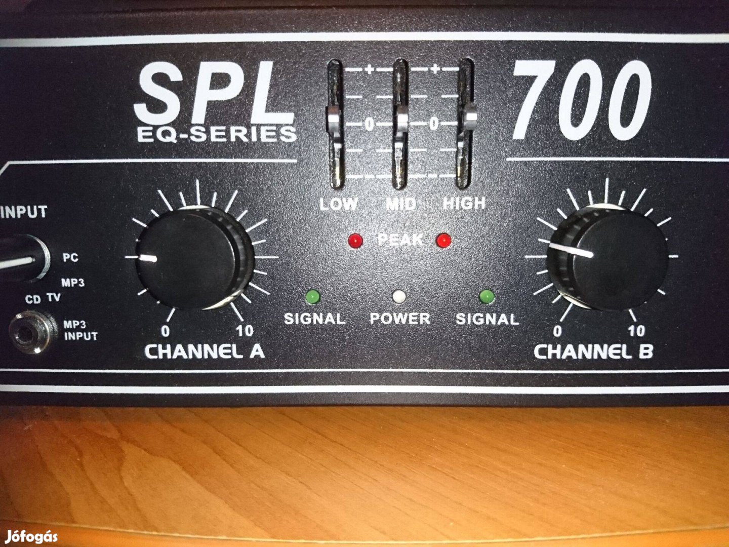 Eladó Skytec SPL-700 EQ DJ PA Audio Led erősítő