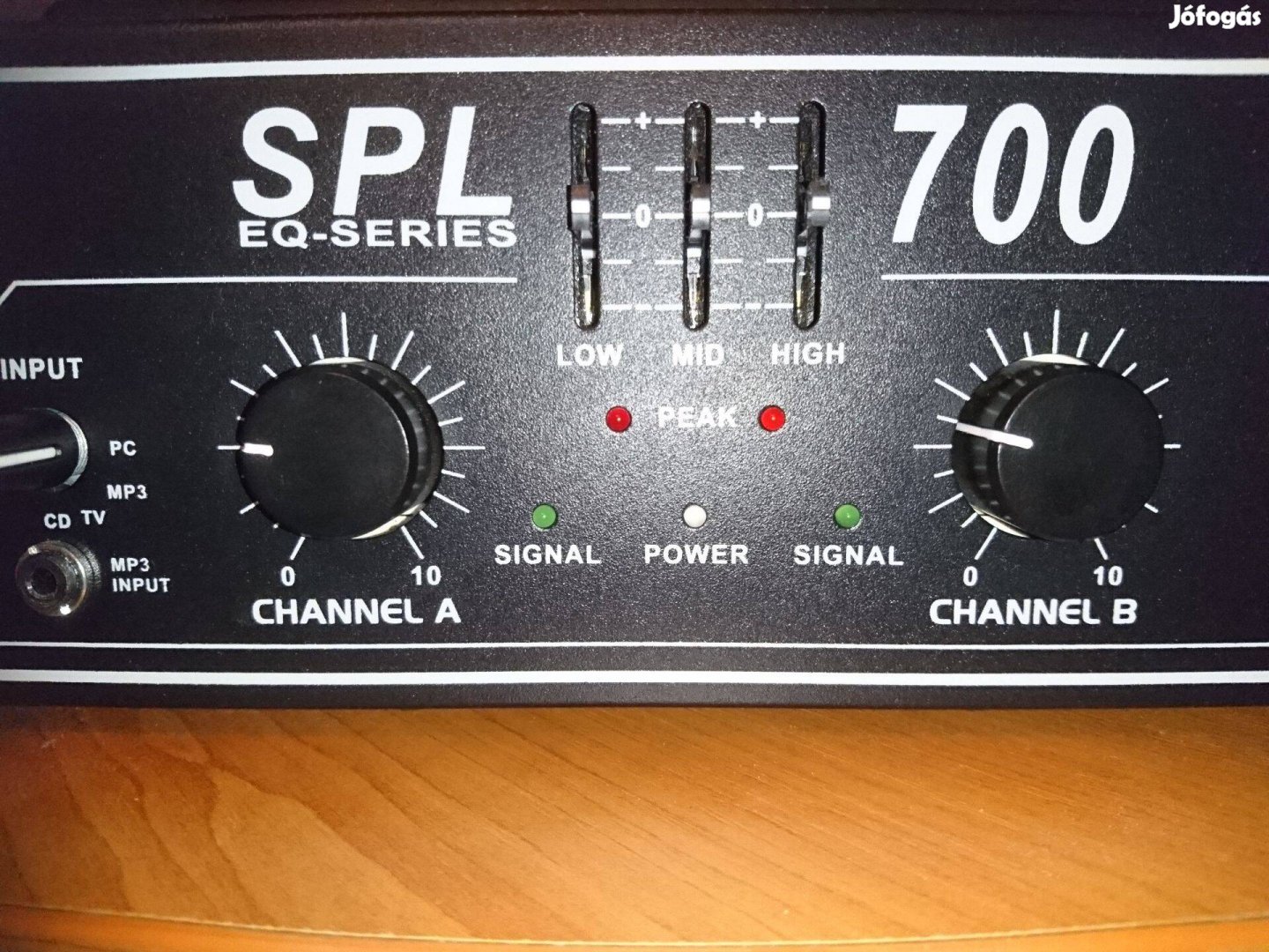 Eladó Skytec SPL-700 EQ DJ PA Audio Led erősítő