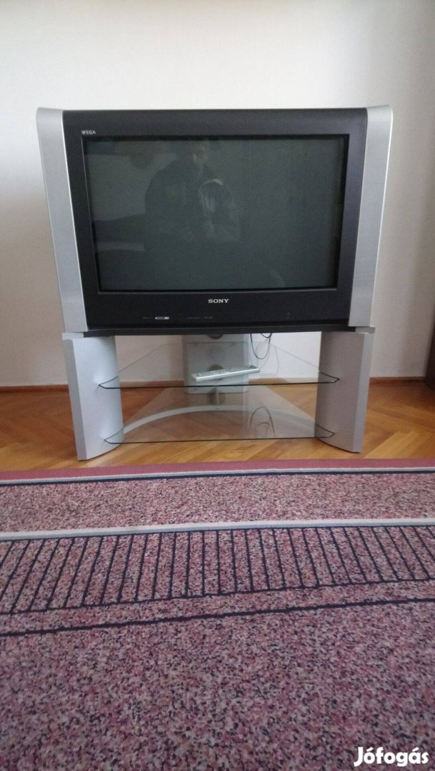 Eladó Sony KV-32 XL 90E FD Trinitron képcsöves televízió