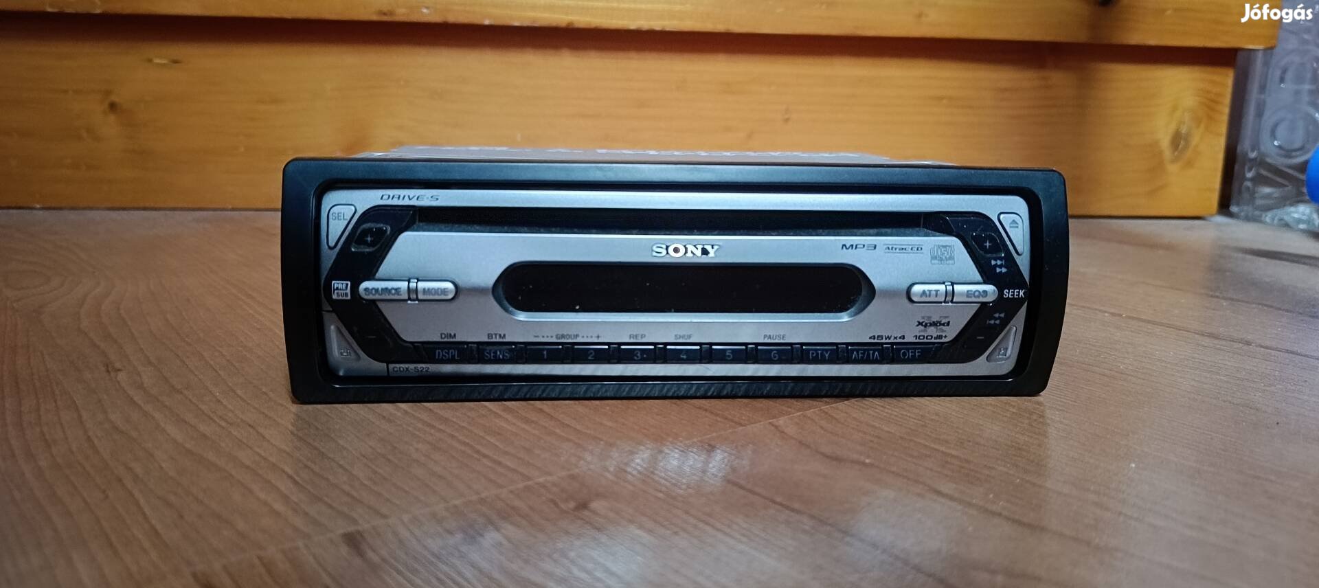 Eladó Sony autós fejegység 