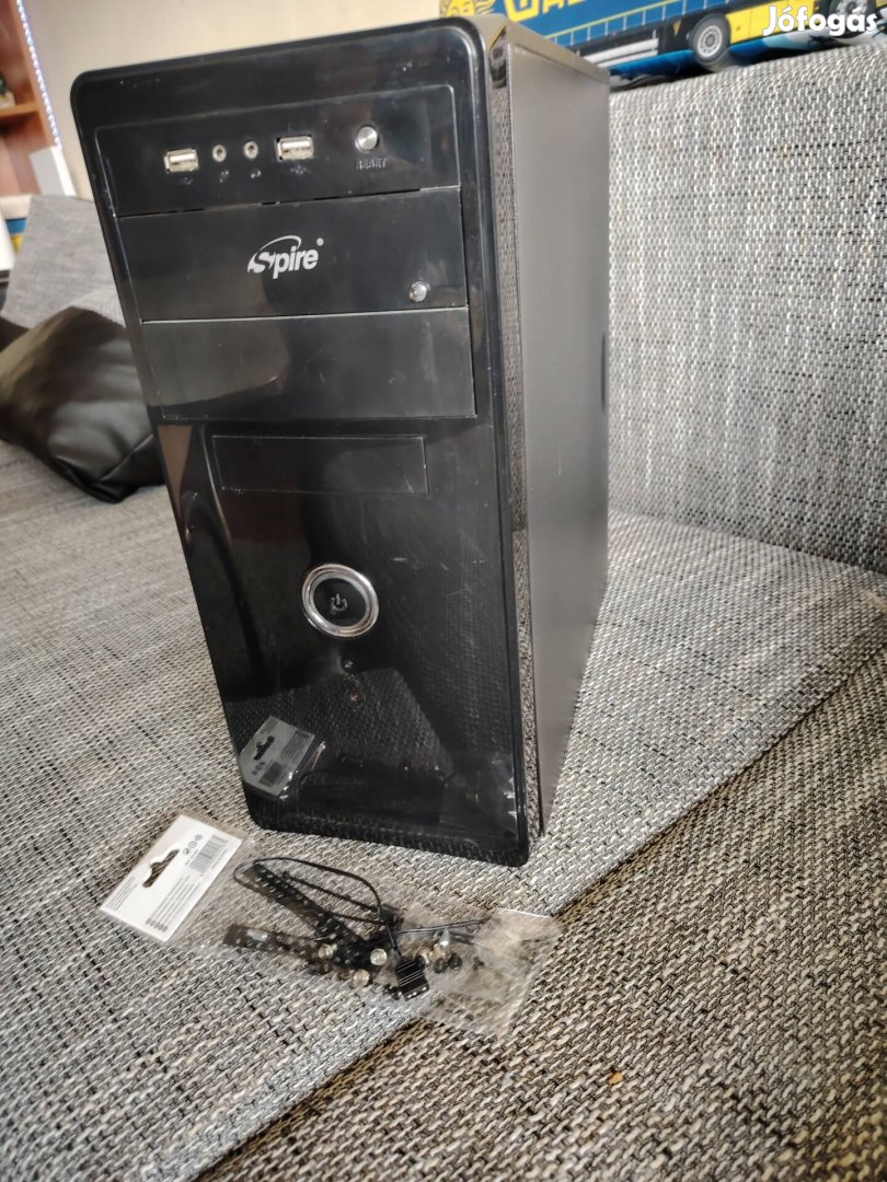 Eladó Spire ATX számítógépház - üres