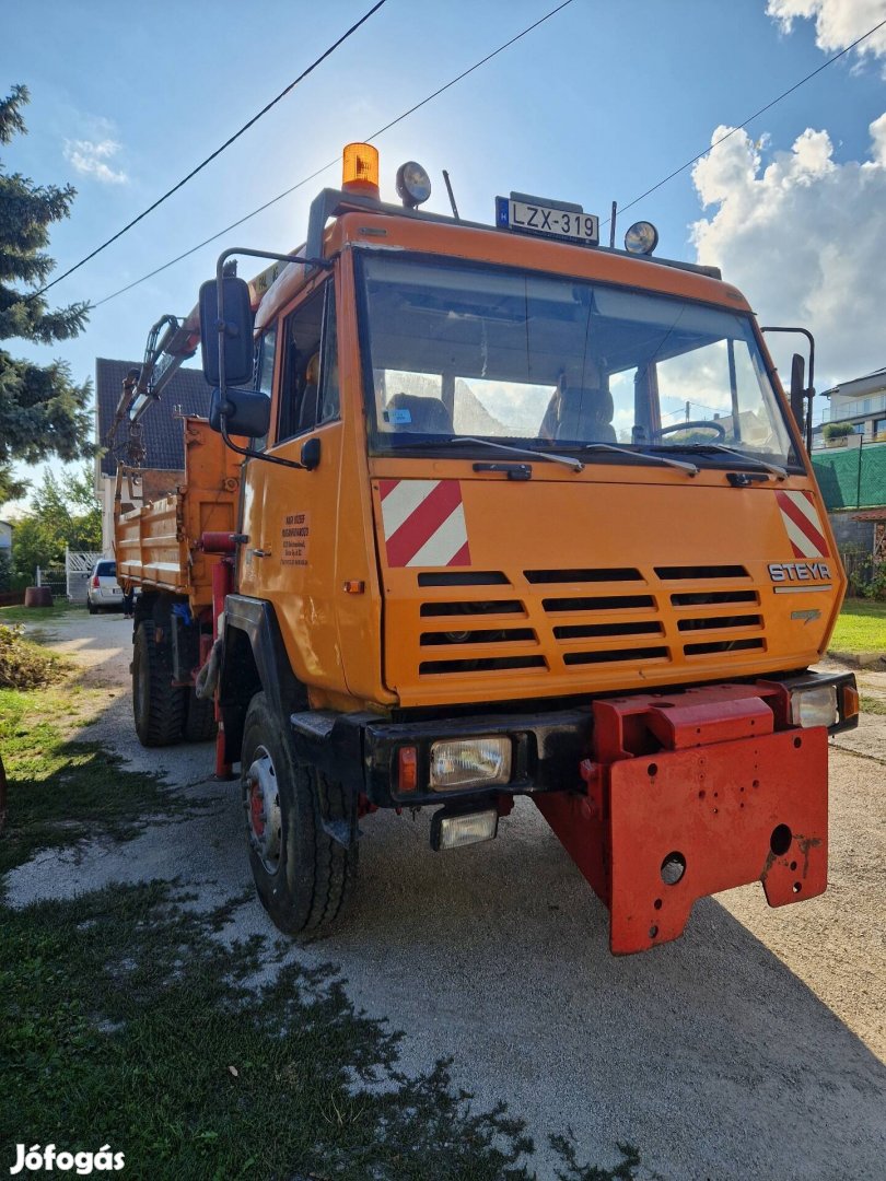 Eladó Steyr 19s27 4x4-es teherautó!