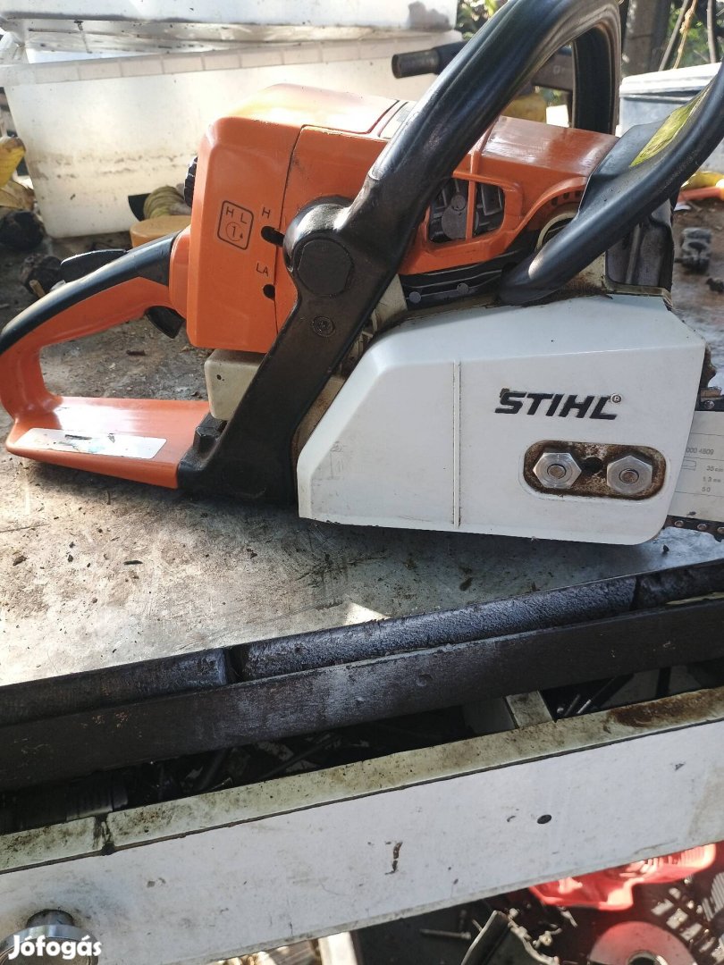 Eladó Stihl 023 benzinmotoros láncfűrész 
