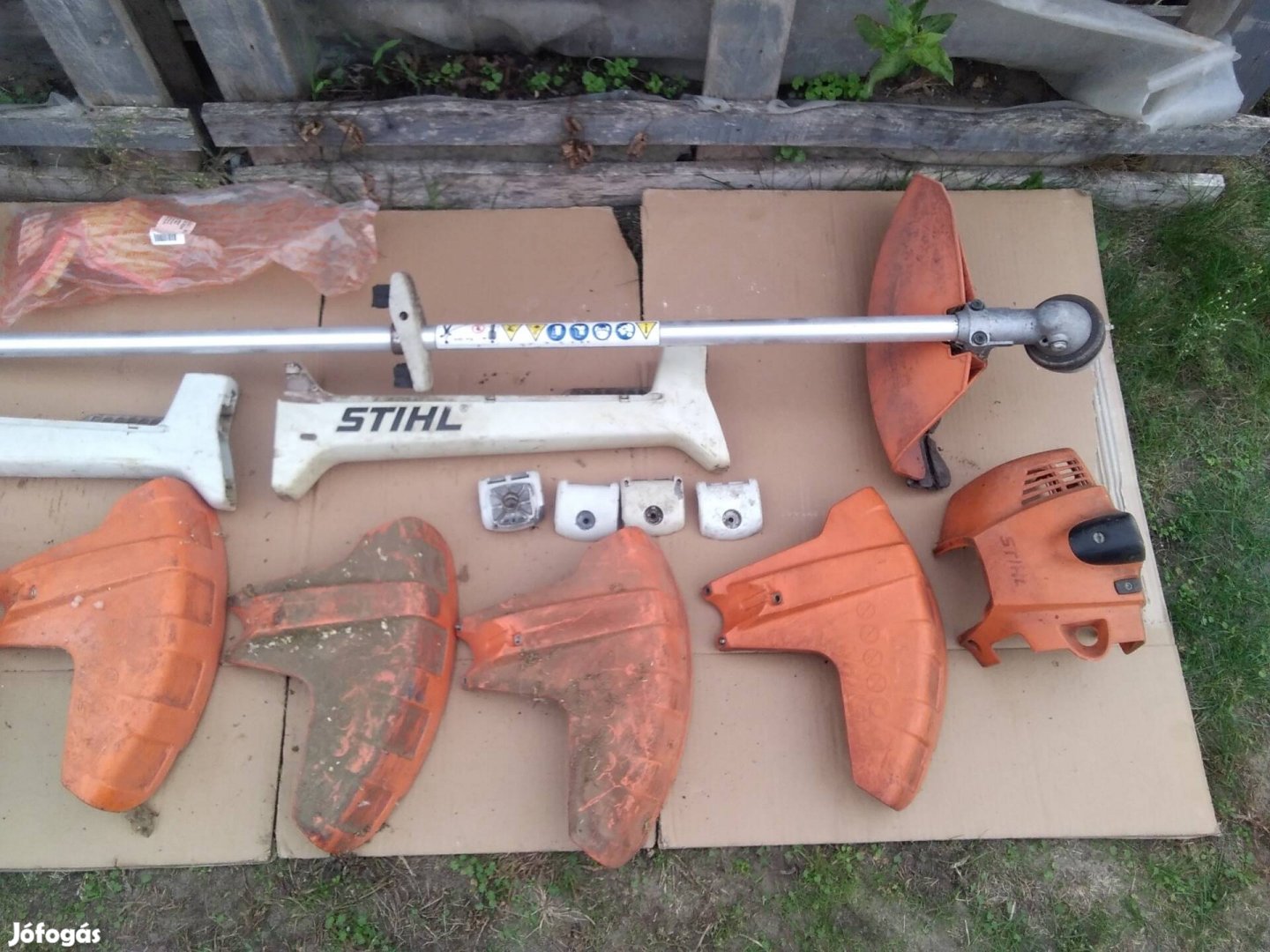 Eladó Stihl alkatrész 