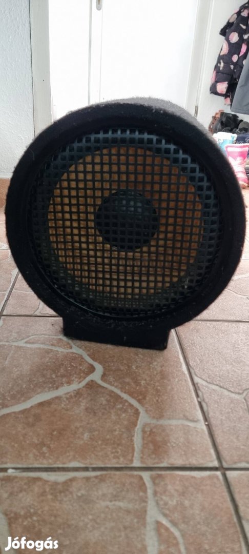 Eladó Sub mélyláda 300w 