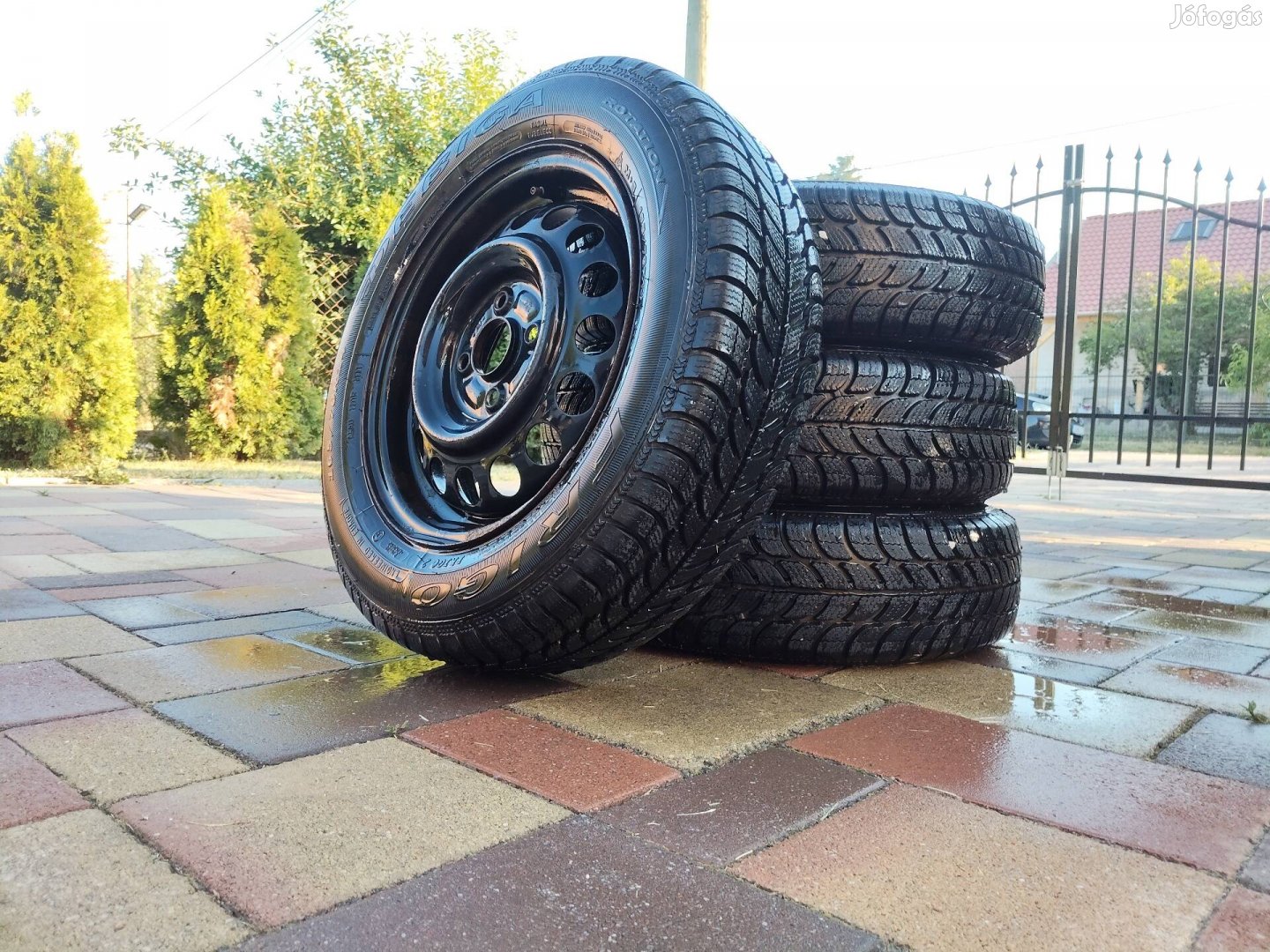 Eladó Suzuki Ignis Téli gumi !