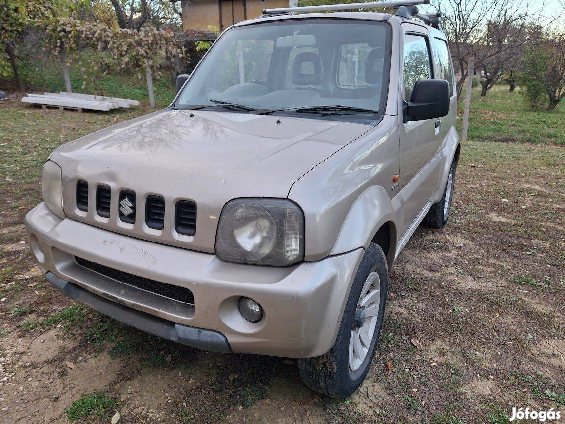 Eladó Suzuki Jimny alkatrészek