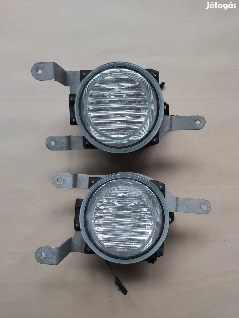 Eladó Suzuki Swift ködlámpa