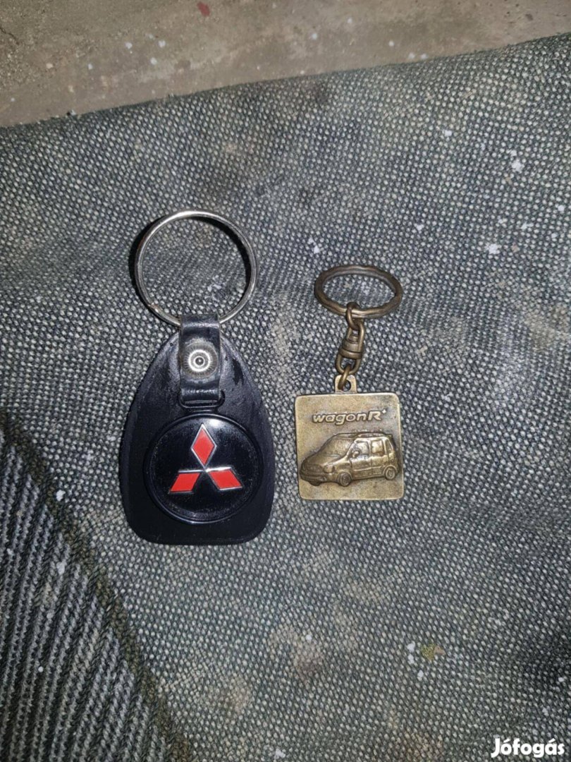 Eladó Suzuki Vagonr és Mitsubishi kulcstartók