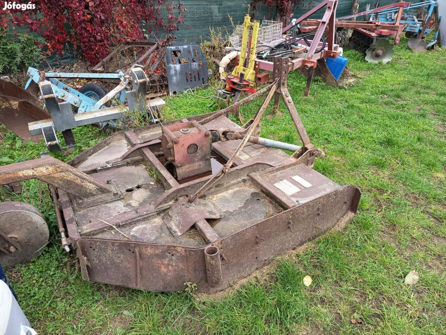 Eladó Szárzúzó RZ Zúzó fűnyíró