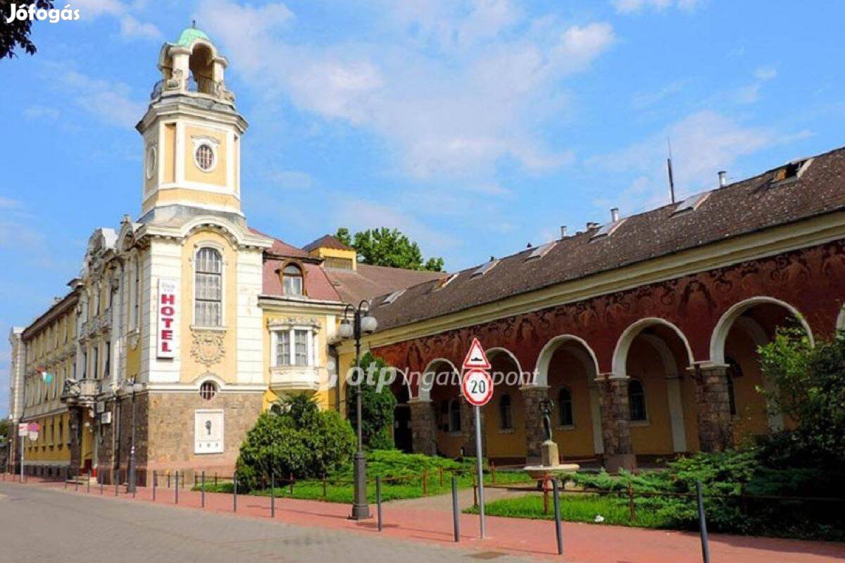 Eladó Szolnok legszebb szállodája a Hotel Tisza Szálló és Gy. F