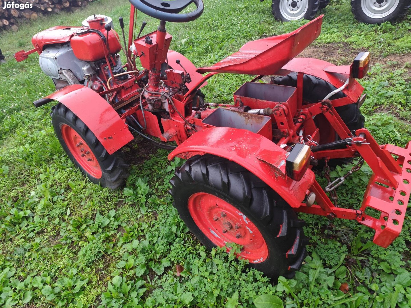 Eladó T10 tz4k motorral