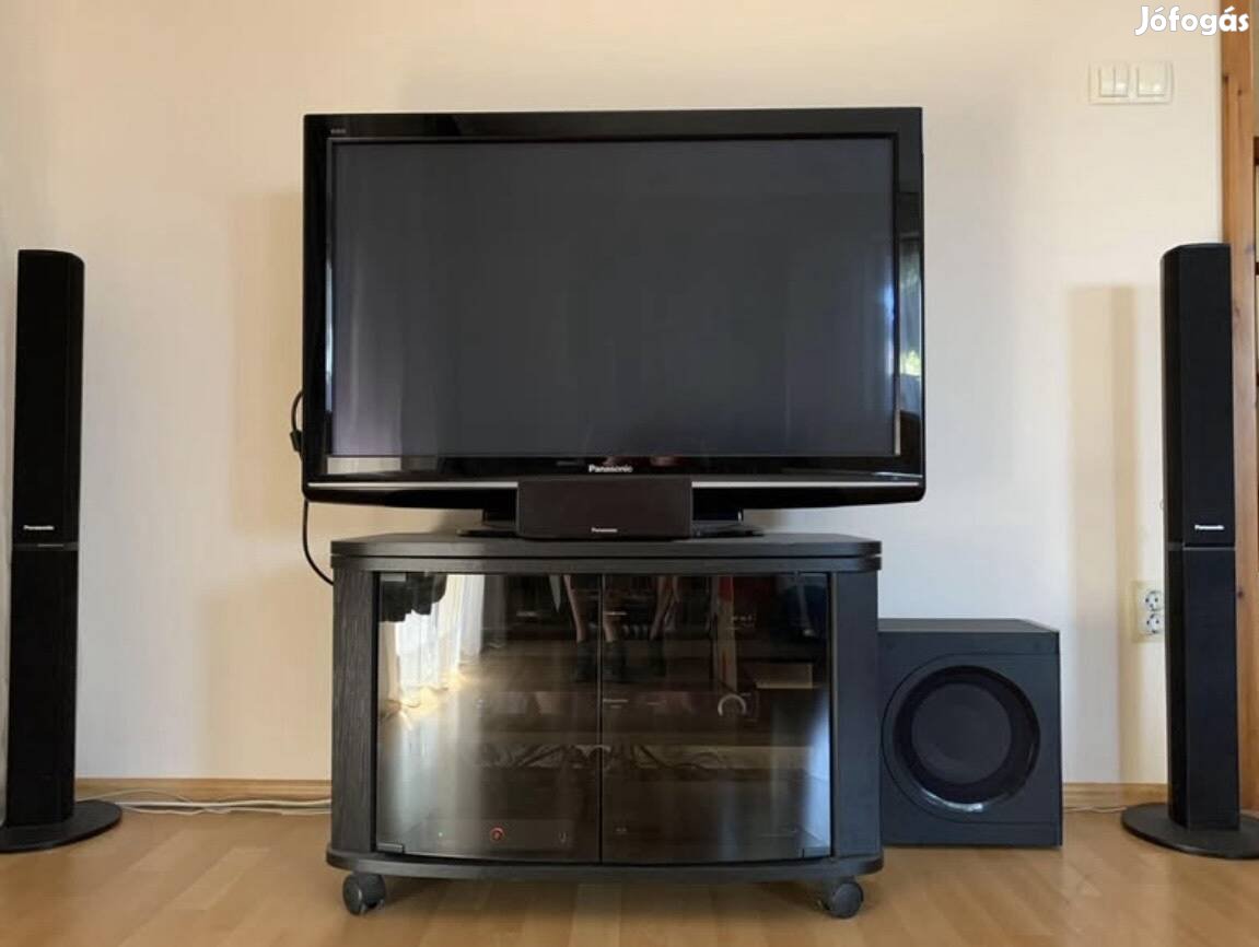 Eladó TV asztal