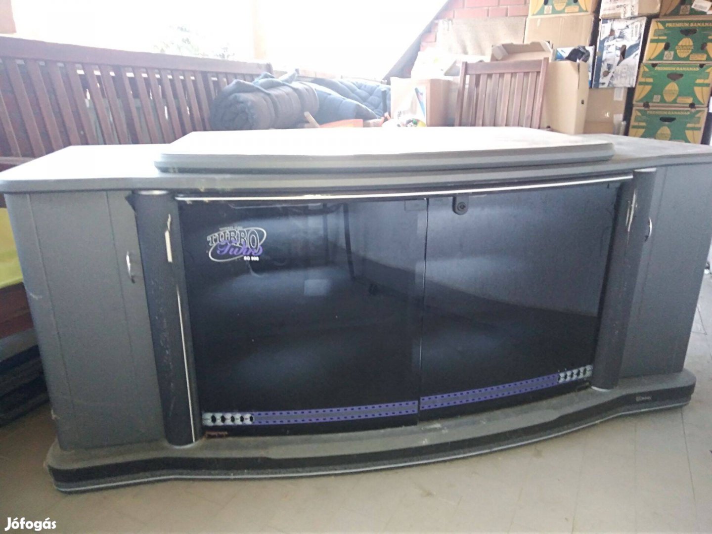 Eladó TV-s szekrény