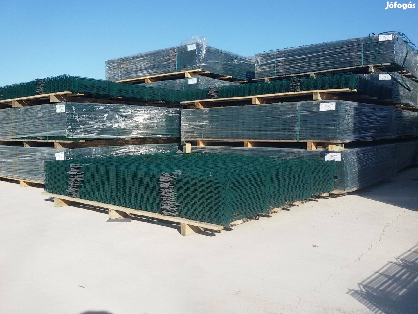 Eladó Táblás kerítés panel a gyártótól kerítésrendszer kerítéspanel