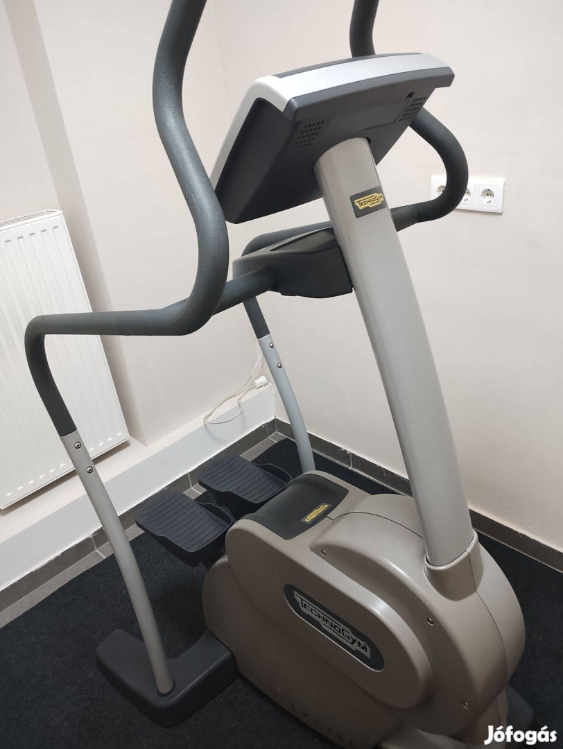 Eladó Technogym Stepper és Hypoxi vákuumbicikli. Akció !