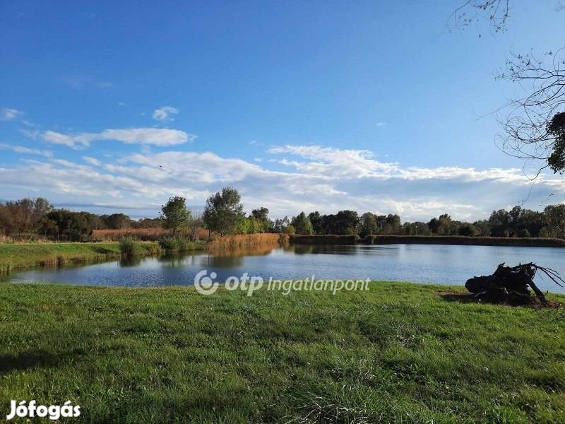 Eladó Telek, Balatongyörök