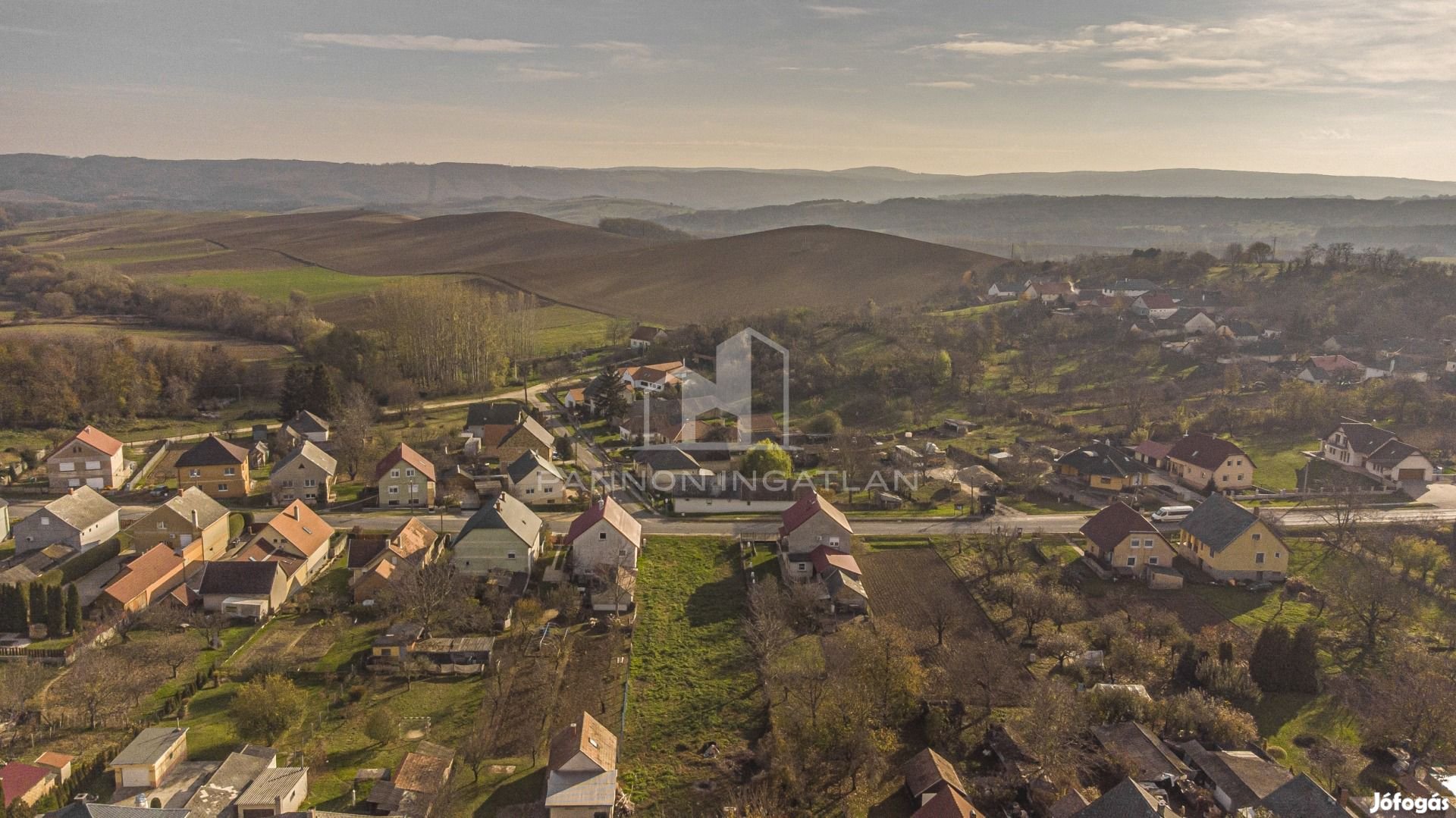 Eladó Telek, Csetény 7.900.000 Ft