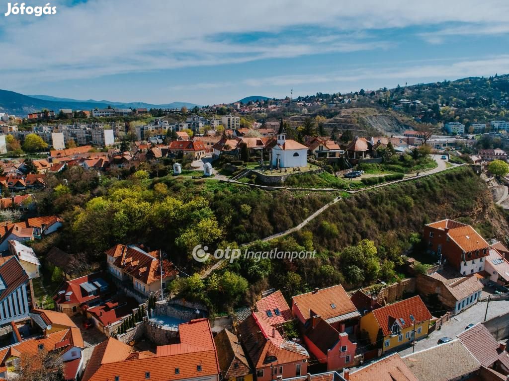 Eladó Telek, Esztergom