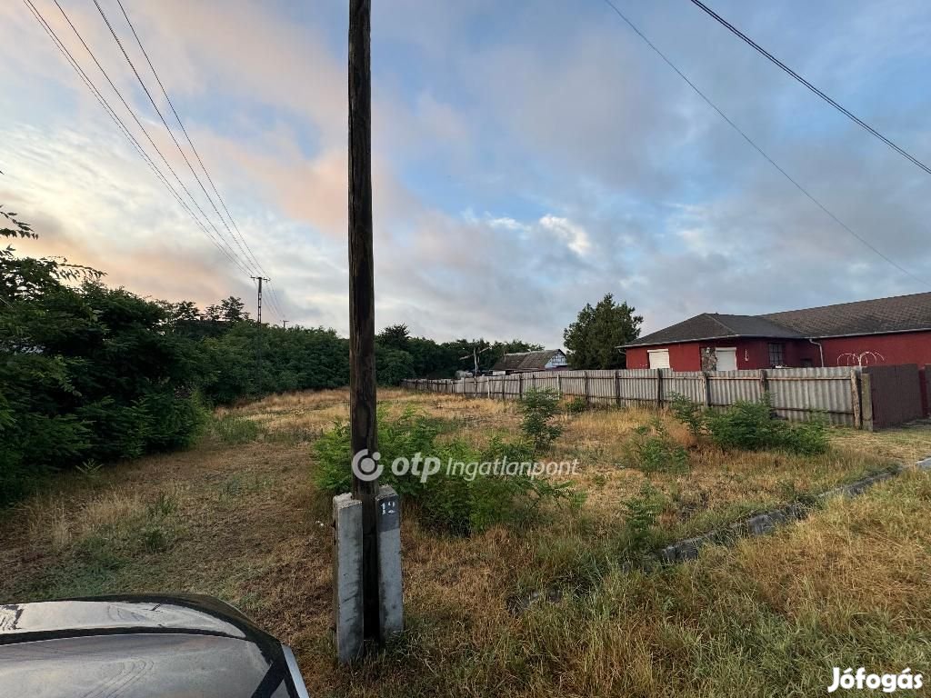 Eladó Telek, Hajdúsámson