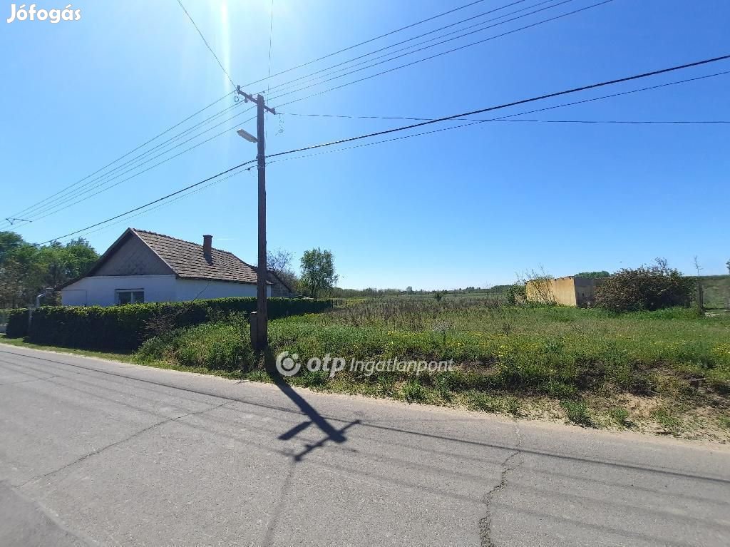 Eladó Telek, Tápiószőlős