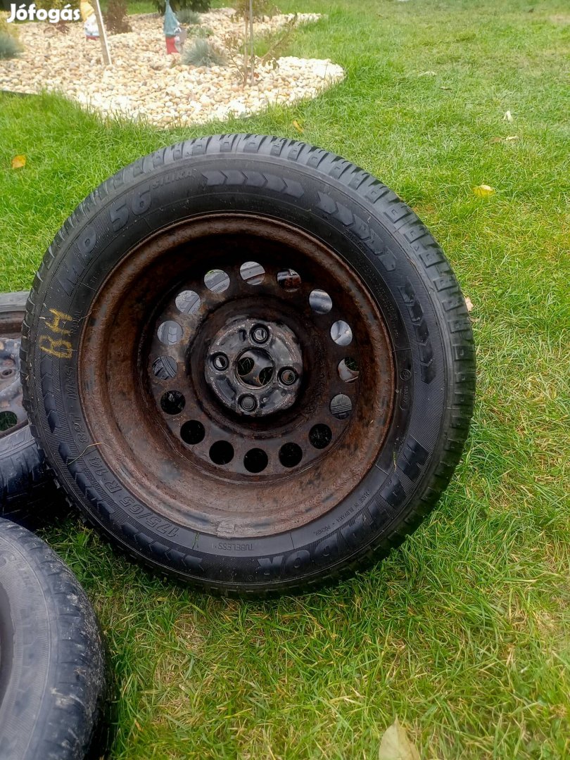 Eladó Téli gumi!