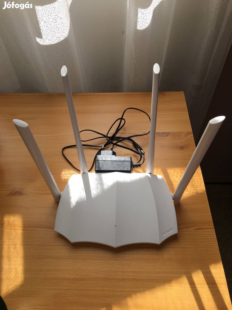 Eladó Tenda wifi router