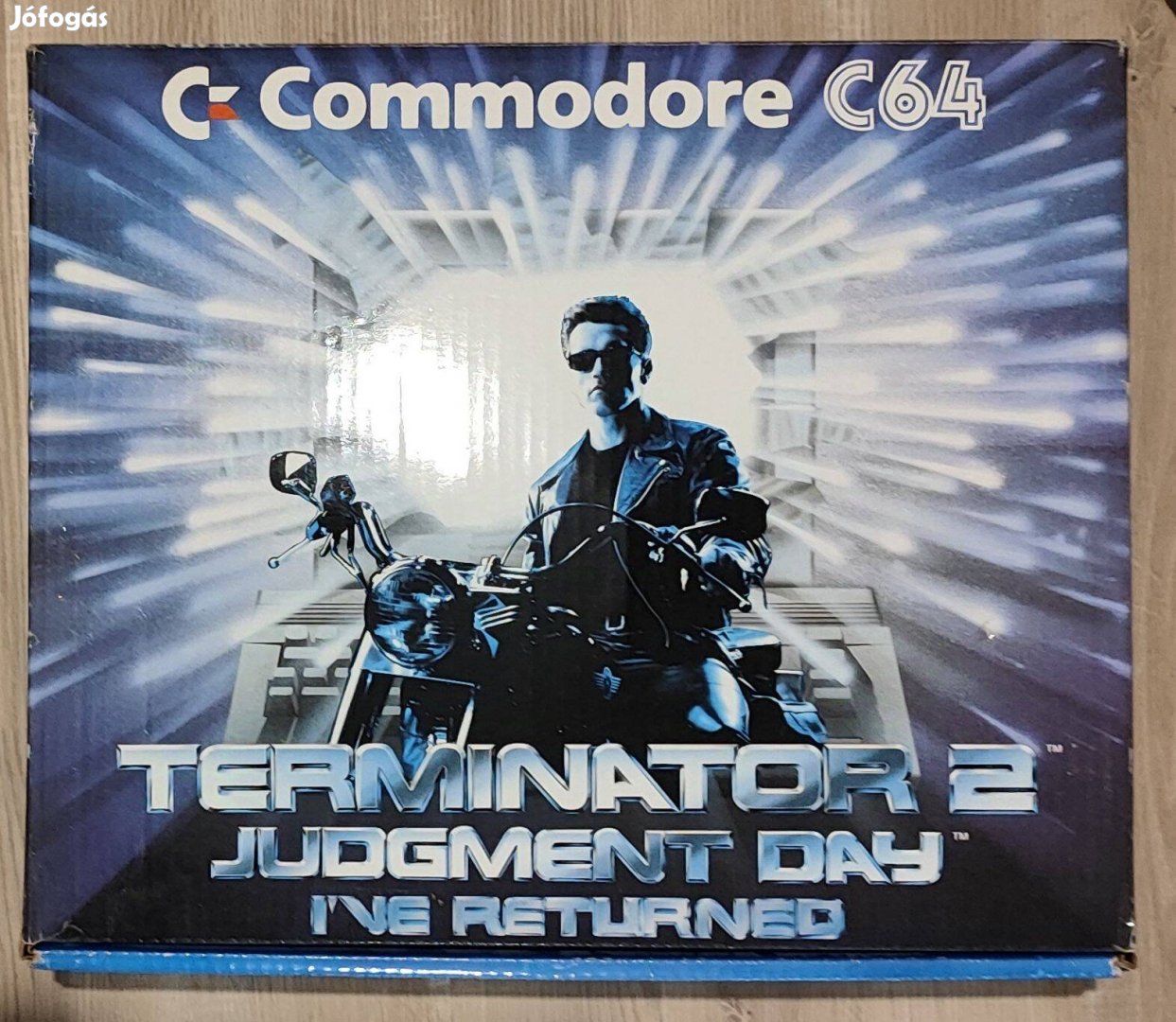 Eladó Terminator II dobozos Commodore c64 táppal, TV kábellel,magnóval